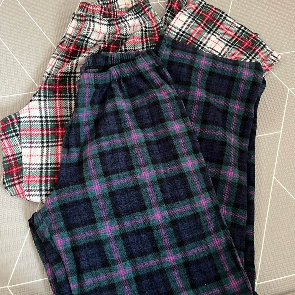 Plaid Women’s Victoria’ Secret Flannel PJ Bottoms. Size M.